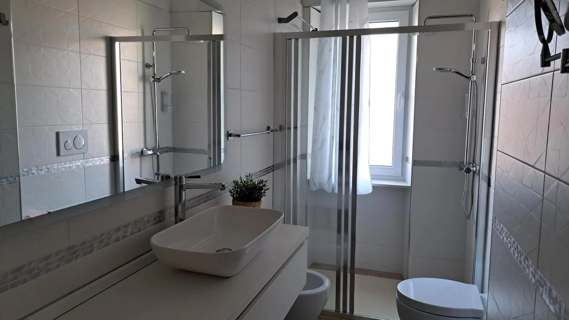 Camera Da Tatiana Fiera Verona Guest house
